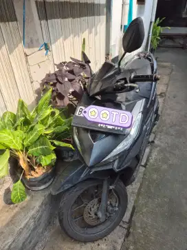 Honda Vario 150 Tahun 2015 warna Black Hitam Doff