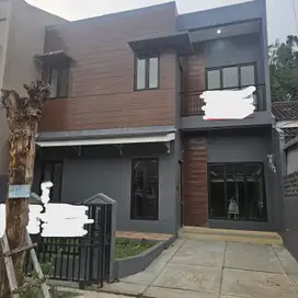 Dijual Rumah Luas Tanah 120m2, 4 Kamar Tidur Nusa Loka BSD
