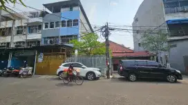 Dijual Cepat 2 ruko dan 1 rumah yg saling menempel. Total lahan 480m2