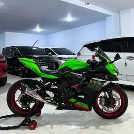 [ODO 3RB‼️] KAWASAKI ZX25R ABS KRT 2021 pemakaian 2022 ZX25 ZX25RR