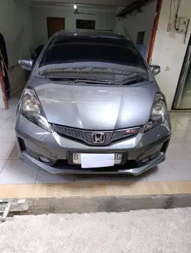 Dijual Honda jazz Rs at 2013