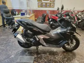 DP 1 JT HONDA ADV 160 CBS 2023 / KTP DAERAH BISA KREDIT DIBANTU