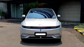 Km 18rb hyundai ioniq 5 long range signature 2023 abu