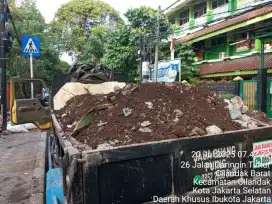 Jasa buang sampah furniture