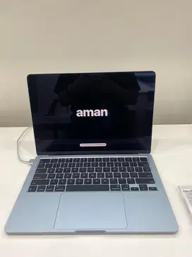 MacBook Air (M4) 16/256/512