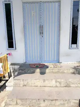 Dijual rumah strategis dkt Jatim Expo