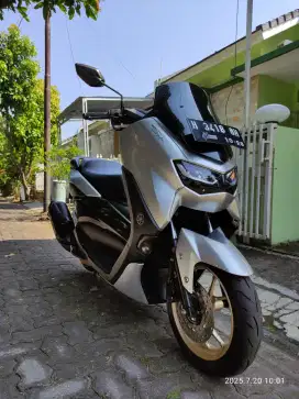 Dijual Nmax Connected Non ABS Silver 2021