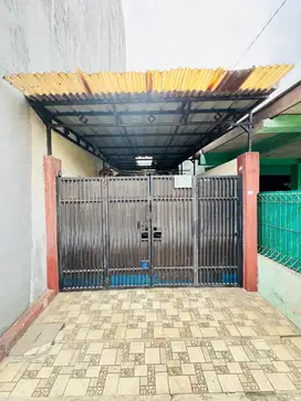 RUMAH DIJUAL AREA JATIWARINGIN,BEKASI AKSES 5 MENIT KE TOL PONDOK GEDE