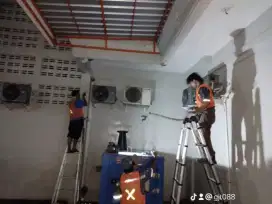 SERVICE AC BONGKAR PASANG AC, CUCI AC TAMBAH FREON AC