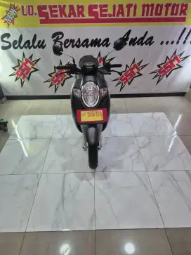 Scoopy iss stylish sae