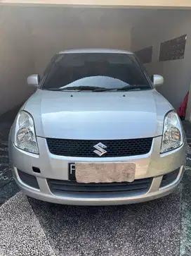Dijual Suzuki Swift 2010 istimewa 50.750 km orisinil