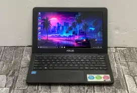 Asus Vivobook E202SA Notebook