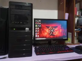 Pc gaming dan editing (intel core i5 + ram 8gb + monitor 19inch)