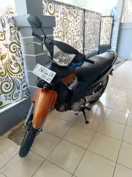 Honda SUPRA FIT Surat komplit. Mesin alus