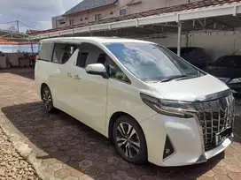 Alphard G AT 2020