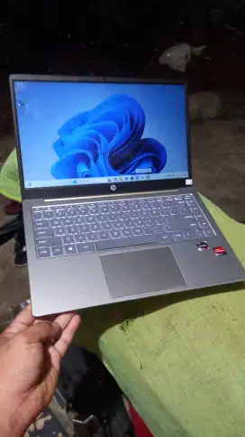 Laptop ho ryzen 3 series 7000/gen12