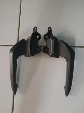 Besi Bagasi belakang CBR