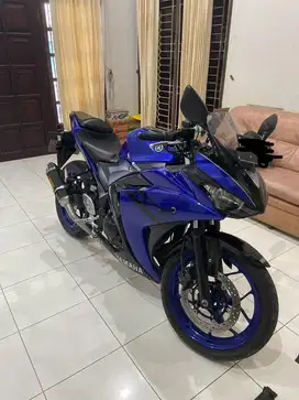 Di jual motor yamaha r 25 tahun 2018