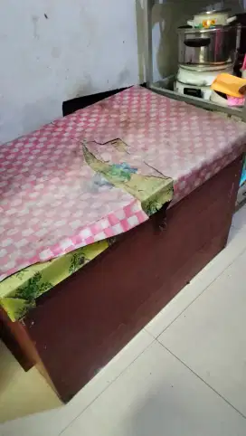 Peti Kayu Kuno Vintage