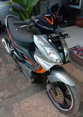 motor suzuki skywave