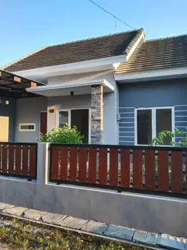 Di kontrakan rumah siap huni lokasi Sawojajar gang 21
