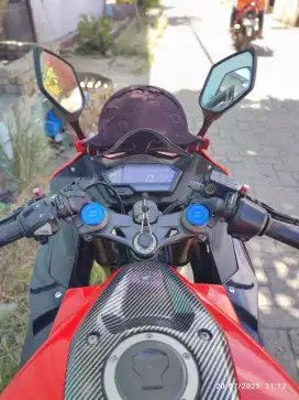 Jual motor CBR 150R bekas tahun 2021 ss lengkap