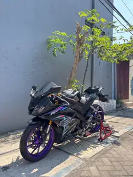 Jual motor R15 V3 2018 kondisi mulus