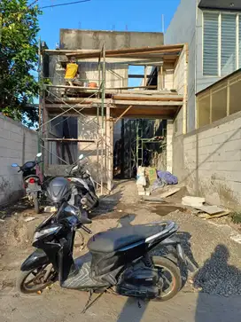 Dijual rumah baru on progres lokasi wonorejo selatan rungkutb