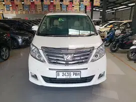 TOYOTA ALPHARD 2.4 G ATPM AT 2013 PUTIH