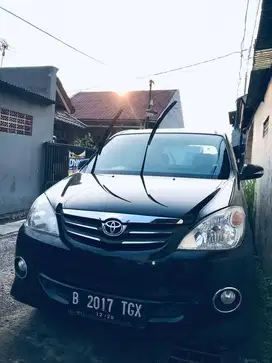Jual mobil Toyota Avanza 2010 At