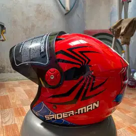 Helm second kondisi mulus bisa nego