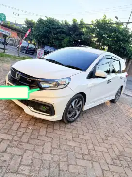 Mobilio RS 2018 putih tipe tertinggi