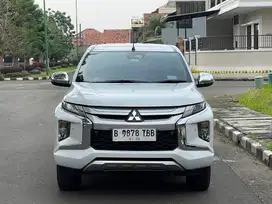 Mitsubishi Trithon 2.4 Ultimate 4x4 AT Double Cabin 2019