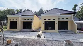 Rumah nyaman di Sleman Barat