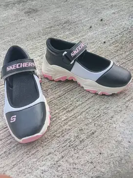 Skechers ORI no. 38 no box preloved
