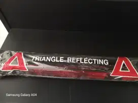 Triangle reflacting/ segitiga pengaman
