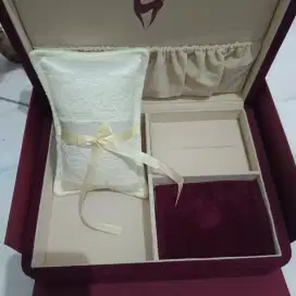 Kotak perhiasan