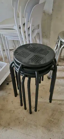 Bangku Kursi Metal Besi Hitam Black