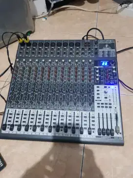 Mixer Behringer Xenyx 2442fx ori dan normal