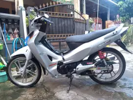 Jual motor karisma