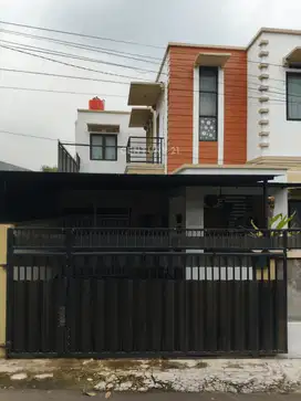 Rumah Cantik Modern 2 Lantai Siap Huni Dekat Bintaro Gb16765