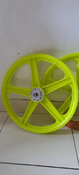 Velg Racing (bintang) sepeda