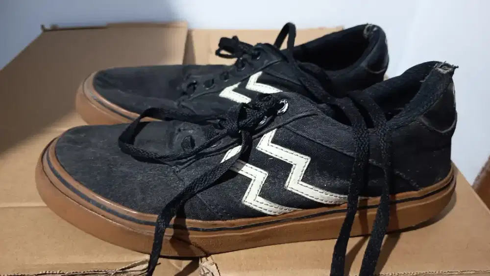 Sepatu GMX GAVIN