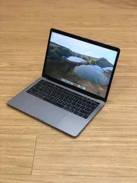 MacBook Pro A1989 2018, 16/1TB, 13 inch