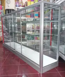 Etalase Panjang 2M x 1M Untuk Perlengkapan Usaha Anda