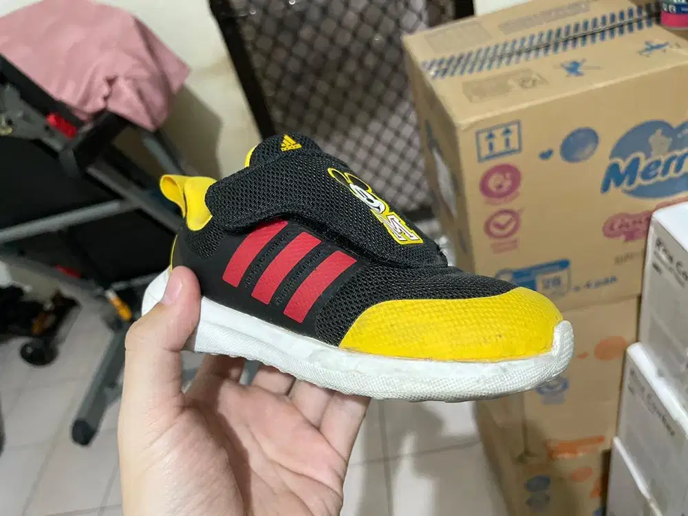 Sepatu Adidas kids cloudfoam mickey mouse edition