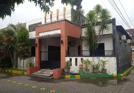 Jual Rumah Hook Siap Huni Semi Furnished Babatan Wiyung