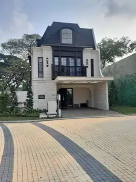 Rumah mewah gaya eropa lippo cikarang cicilan 10jt an perbulan