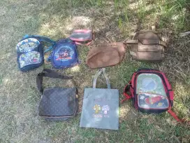 Di jual semua macam. Tas,Septi dll untuk anak pilih aja murah