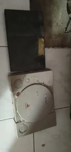Di jual PS 2 dan PS 1